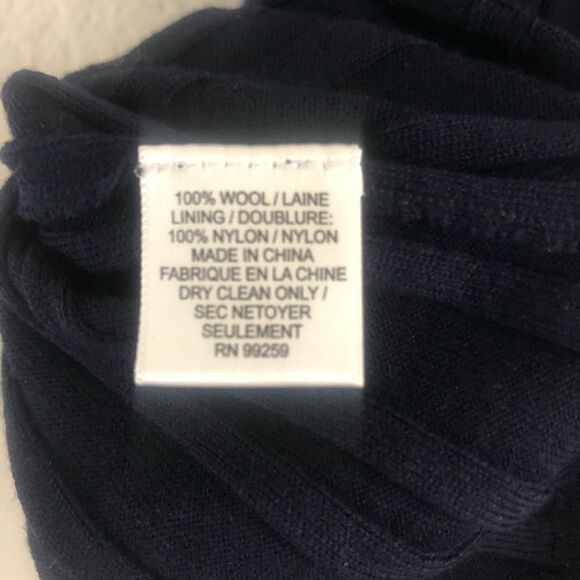 Vera Wang Blue with Black ruffle hem sleeves top size S. New with tags - Picture 4 of 5